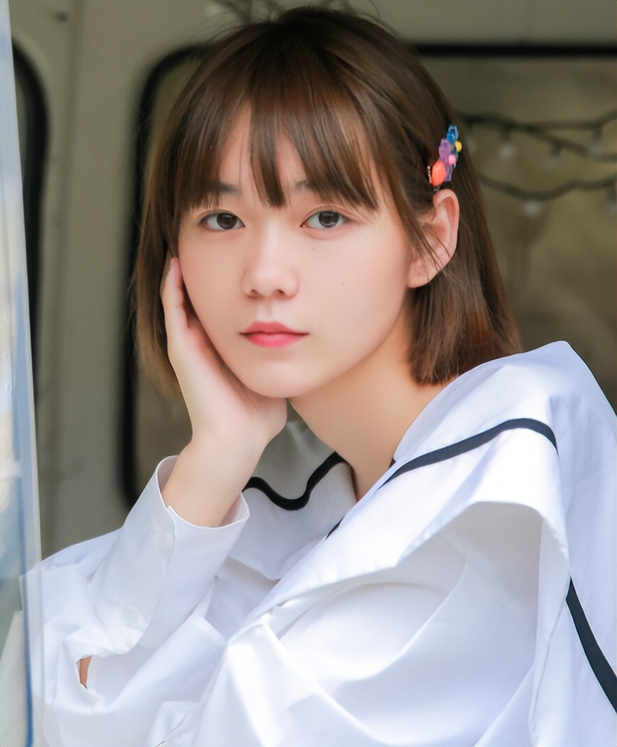 金鸡奖提名公布不到24小时，恶心一幕上演，段奥娟成第二个李庚希