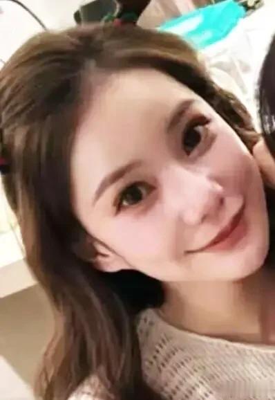 马筱梅挺孕肚买菜布置晚宴，陪汪小菲儿女过圣诞，小玥儿剪头发了