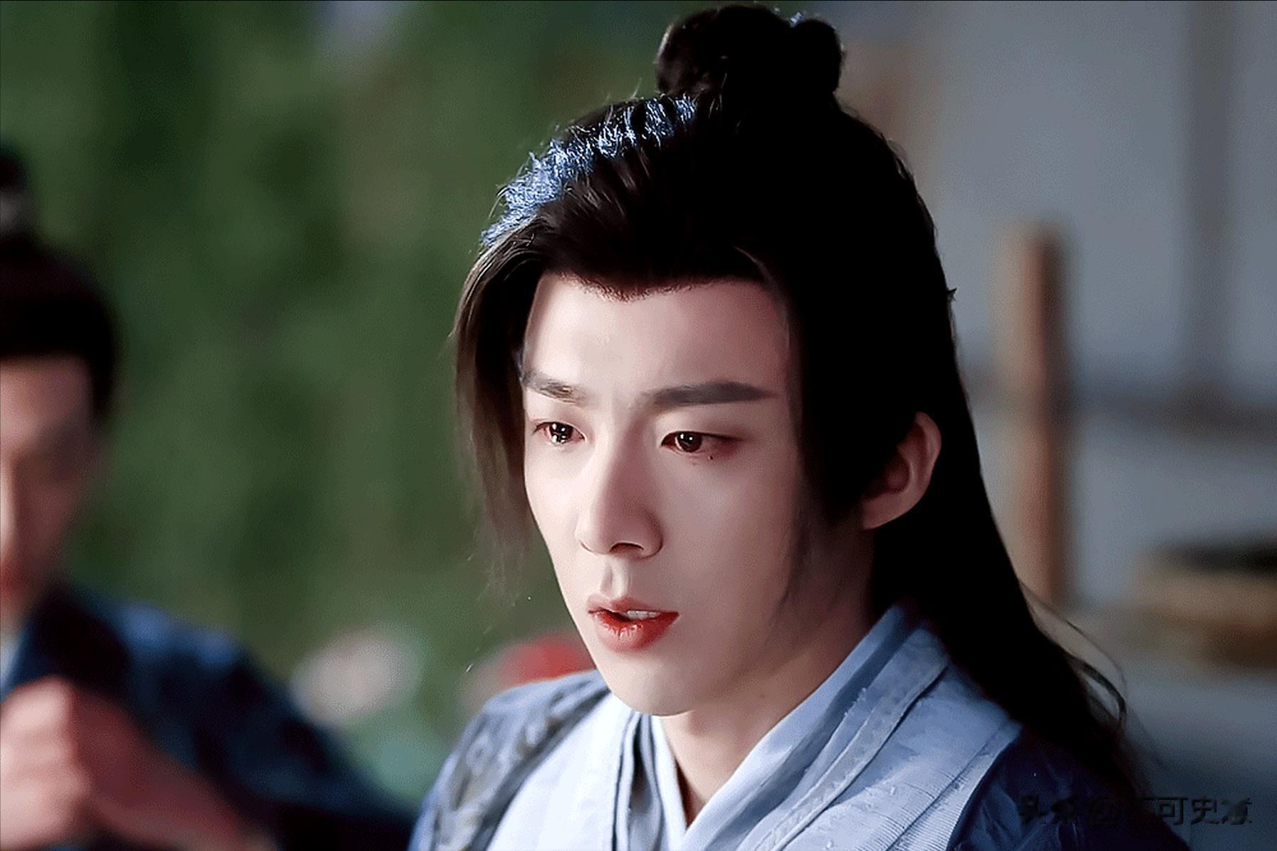 明明长相“普通”,却被粉丝吹上天,这几位男星脸不红么?