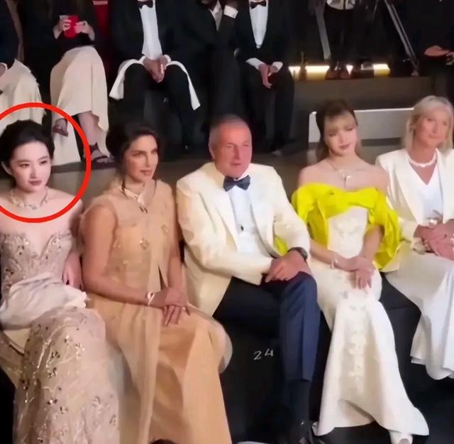 宝格丽老板什么意思？刘亦菲失宠被裁掉，Lisa占C位。