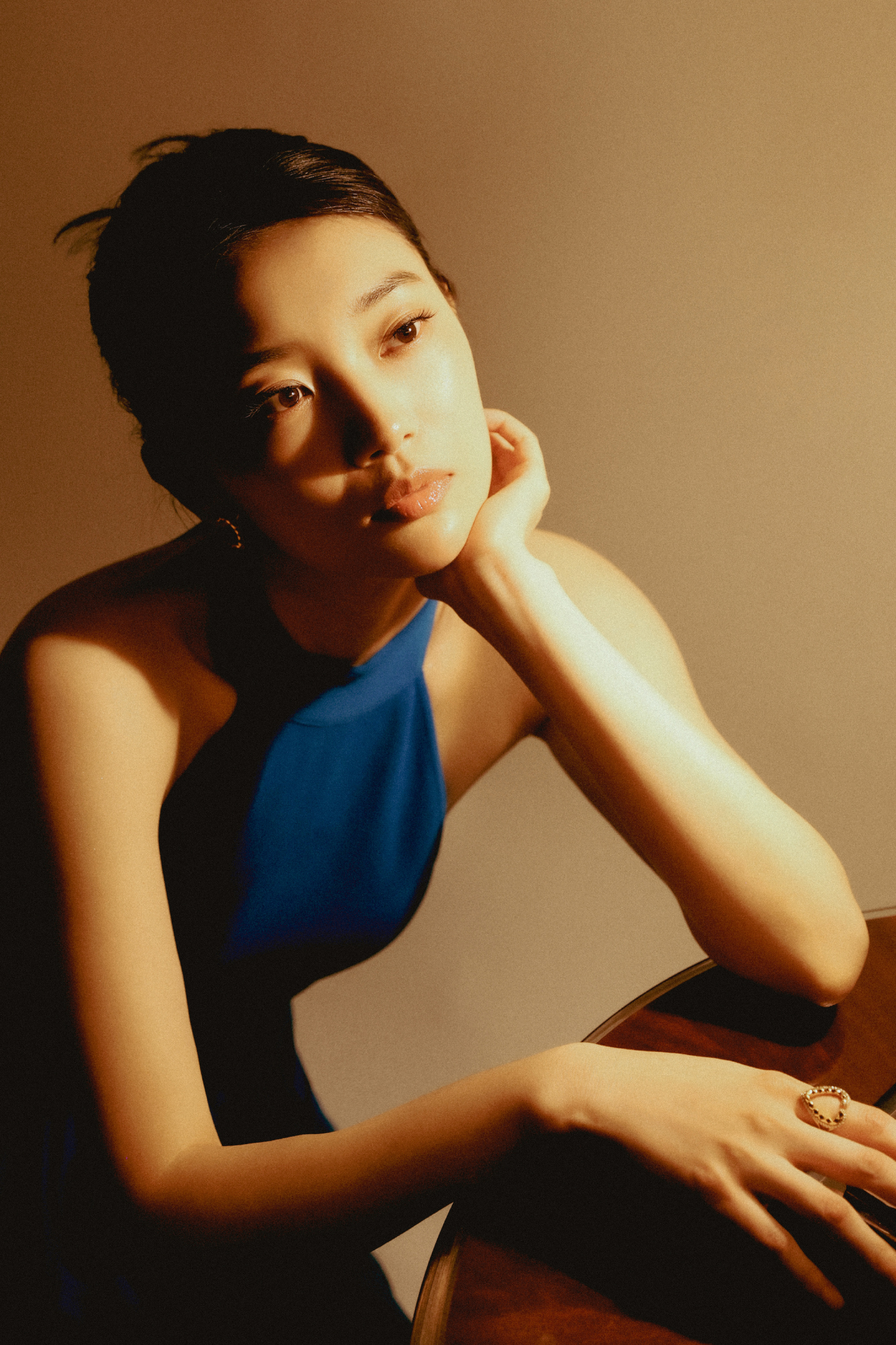 女明星，田依桐的长腿美脚