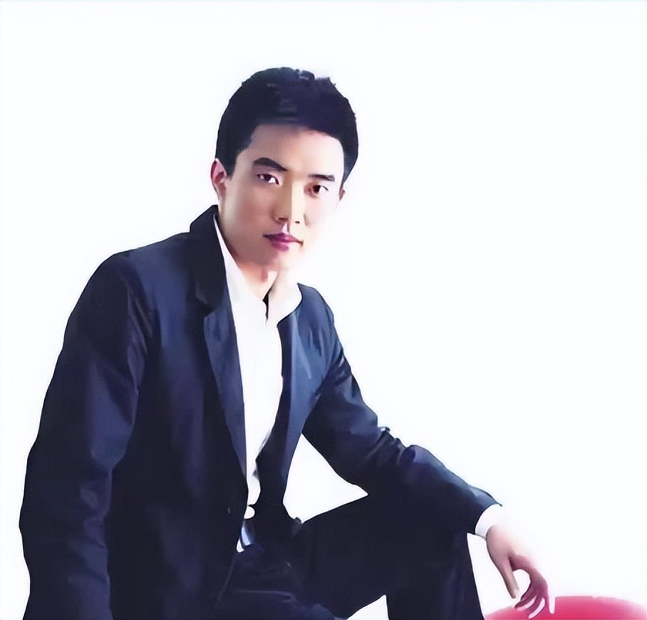 刘强东做梦也没想到,李想连生五胎的老婆,如今也开始给他长脸了