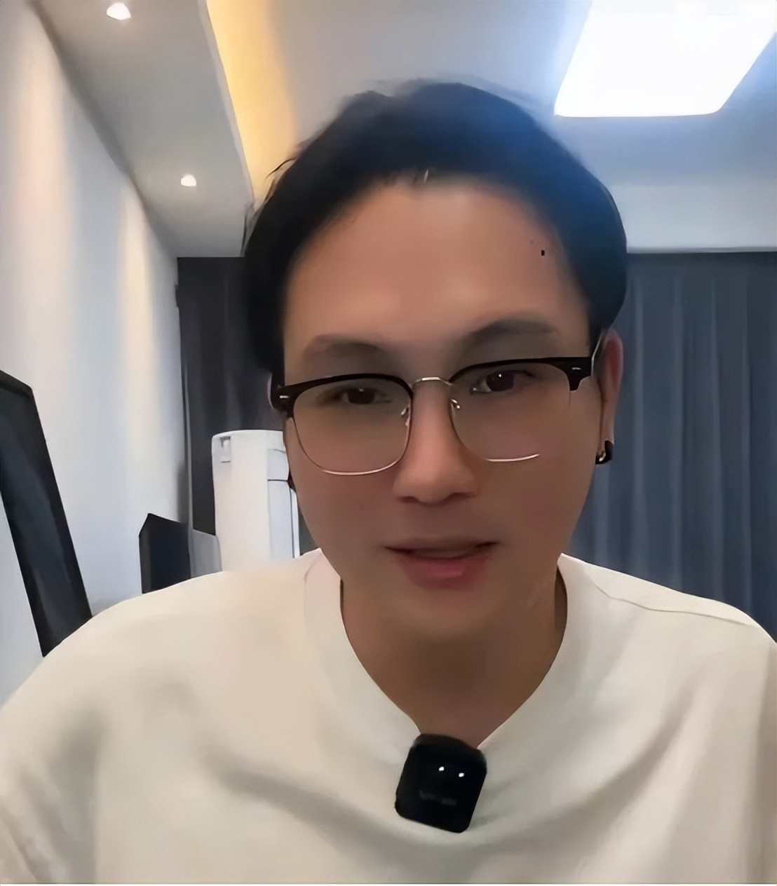 台湾网红曝具俊晔不离台原因，合约捆绑与S家利益，双方早有默契