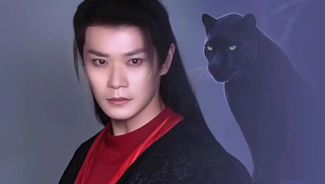 这是37岁的曹骏？出席活动仿佛改头换面，少年感在他身上具象化了