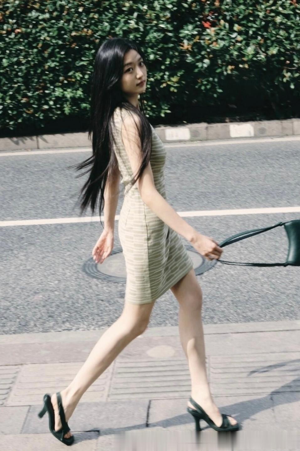 孙千 针织裙大长腿