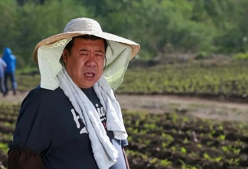 喝酒毁掉2段婚姻，如今瘦到脱相，“许大马棒”秦卫东经历了什么