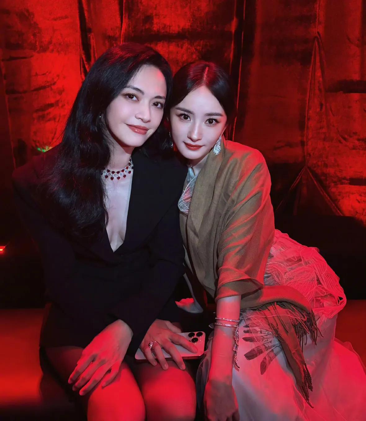 3位大青衣同时给她撑腰！这一次，杨幂不再顾及内娱所谓“体面”