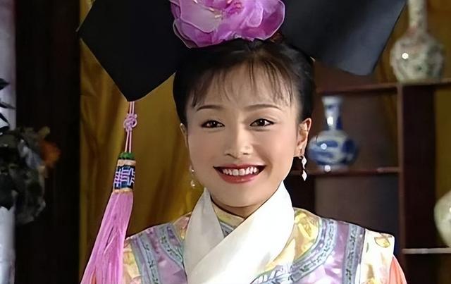 错失初恋黄晓明，拒绝陆川的4次求婚，48岁的秦岚活成了大女主