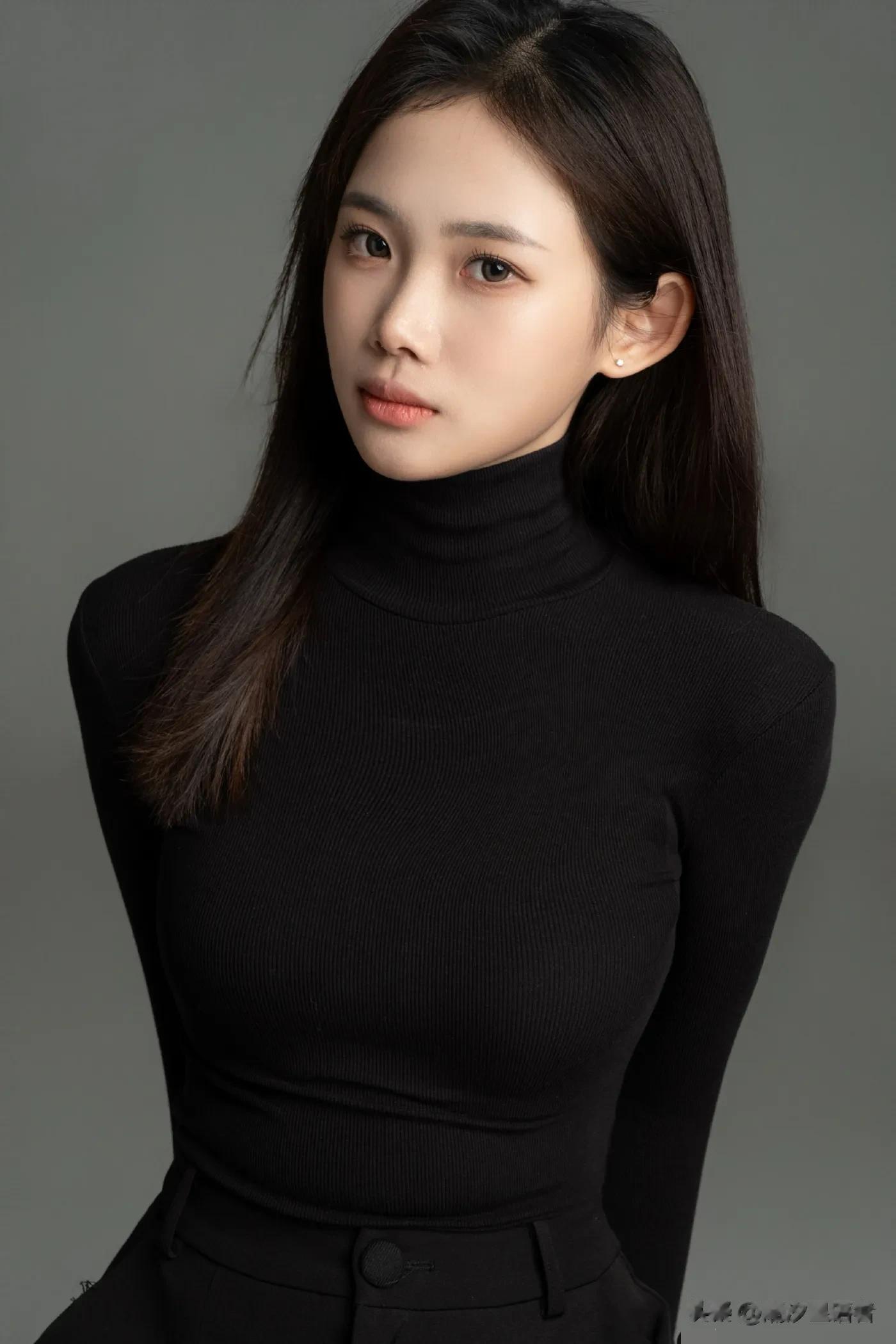 黄昕玥写真：青春不止一种模样，演员的可塑性藏在每帧镜头里