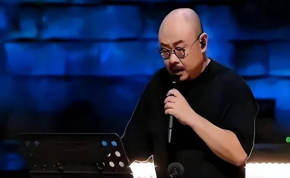 官媒发文,揭开刀郎真实处境,难怪他哽咽落泪,突然理解了云朵