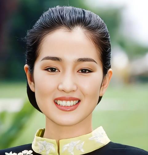 不露面不知道,一露面吓一跳!这些明星怎么突然老得连面相都变了