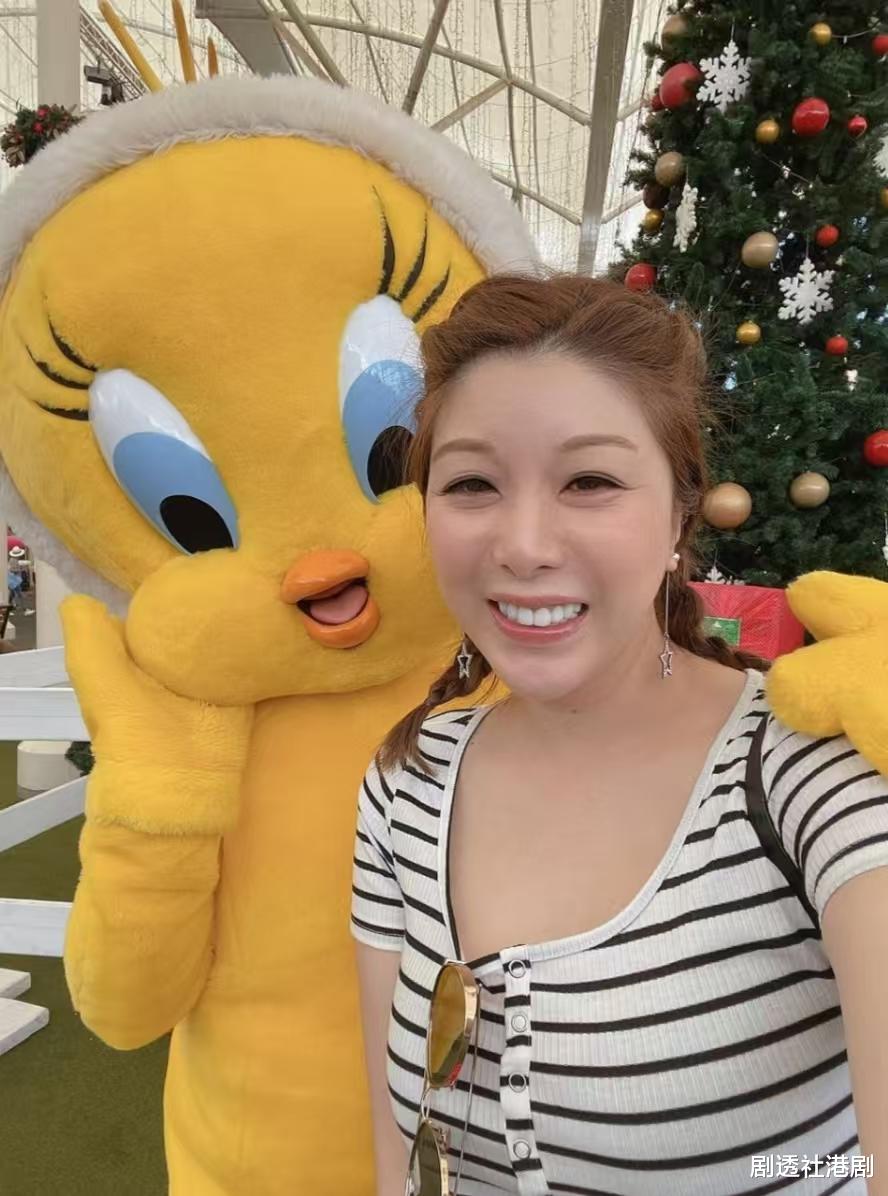 前港姐季军二度离婚!否认贪钱曝前夫没给家用,女儿心疼其遭负评