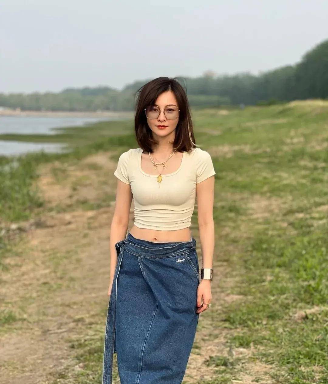 刘孜:和富商相爱3个月结婚,婚后生一子,丈夫一家把她宠成宝