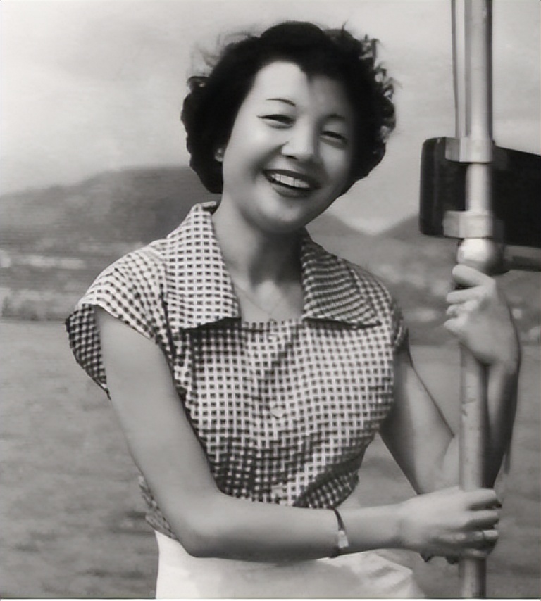 原来这5位歌星已经去世，难怪再也见不到他们唱歌了