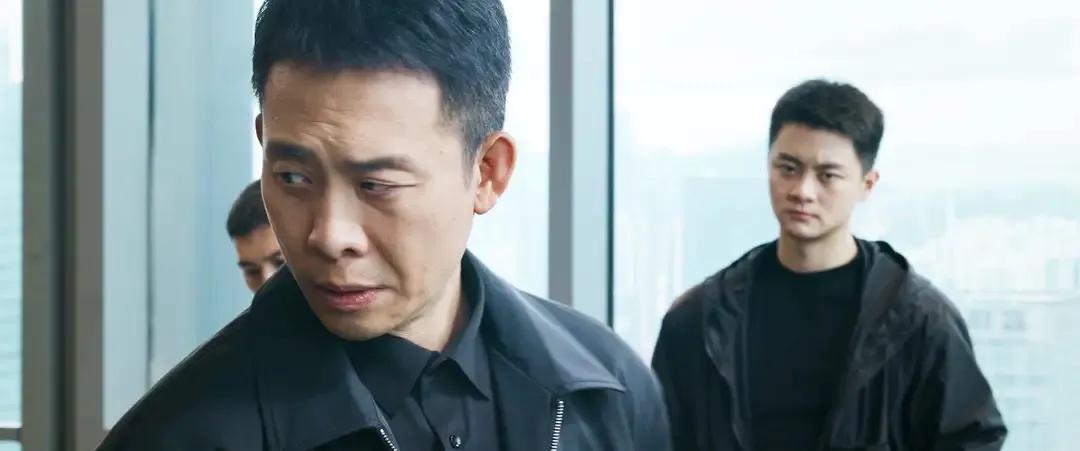 陈婷没想到，75岁张艺谋也开始不服老，终尝到了老夫少妻的残酷？