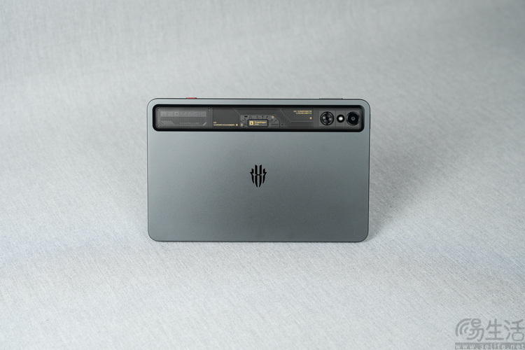 红魔电竞平板3 PRO评测:最强游戏平板,靠的不只是“小尺寸”