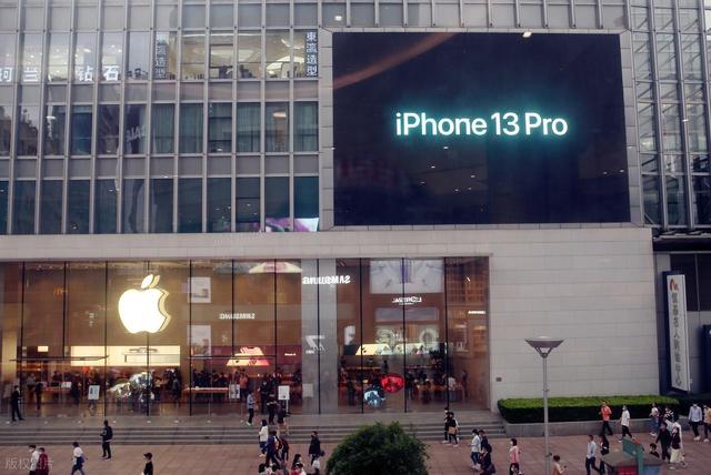 “窮”——不選蘋果的原罪！看完價格，錢包直接石化