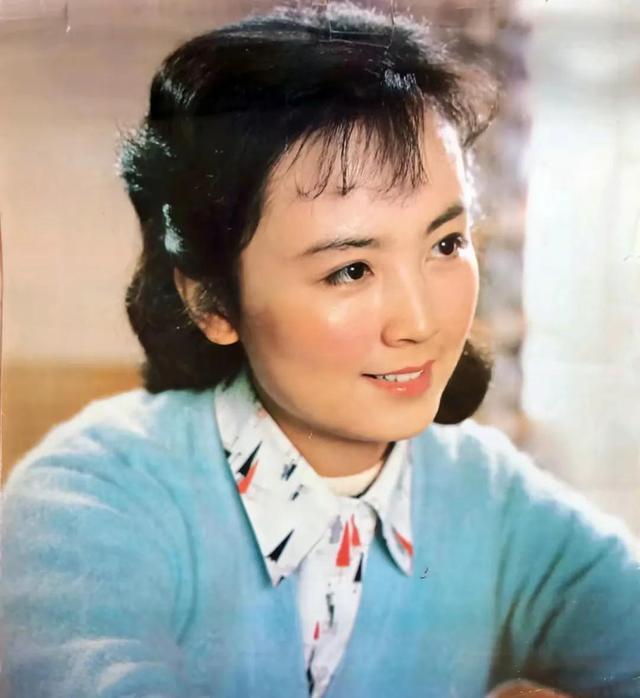 这是80年代女星年轻时的照片,你觉得谁的颜值更胜一筹?