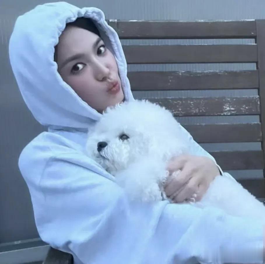 越来越多韩国女星婚后复出,丈夫给不了安全感,人到中年找回自己