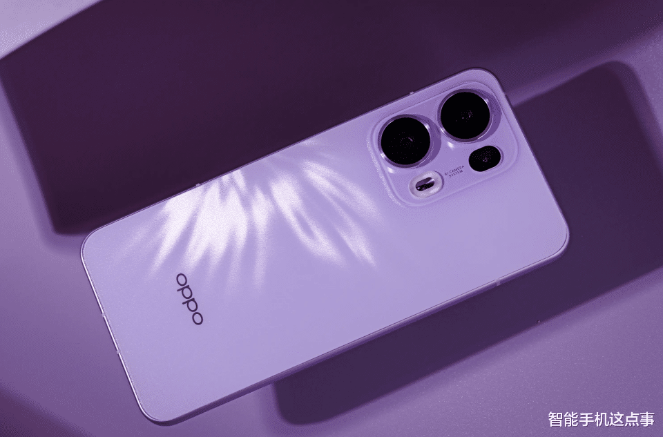 OPPO Reno15再次被确认:金属中框+大R角直屏,或是中端美学新标杆!