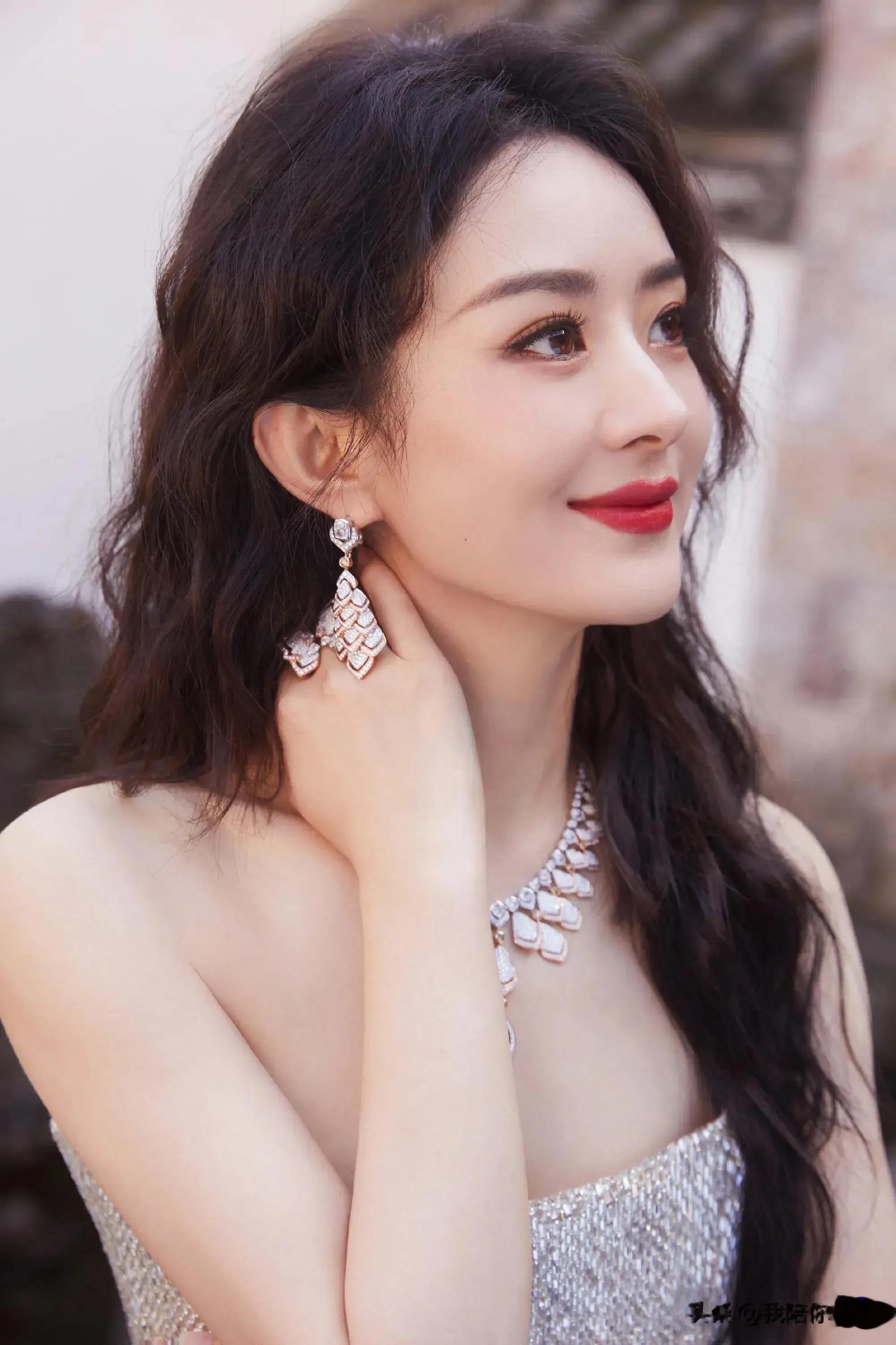 赵丽颖业余爱好曝光,不请保姆爱收拾家!网友:冯绍峰不懂得珍惜