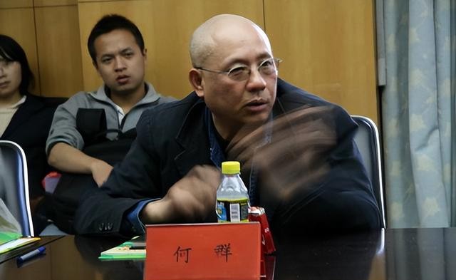 嫁大13岁名导被捧红，丈夫病逝后不愿再演戏，今55岁未婚无子嗣