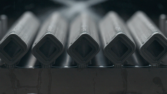 一撮鈦粉末，如何變成 Apple Watch 最復(fù)雜的金屬結(jié)構(gòu)？｜獨(dú)家專訪