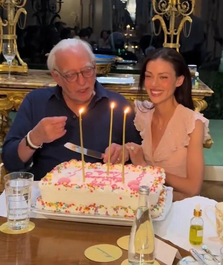 撕破脸！贝克汉姆长子曝被PUA多年，母亲贴身跳舞太恶心