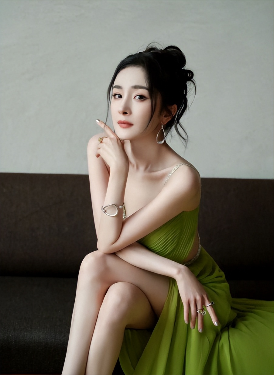 香港火灾，众星暂缓商业活动，只有她例外，但偏偏她却圈粉无数