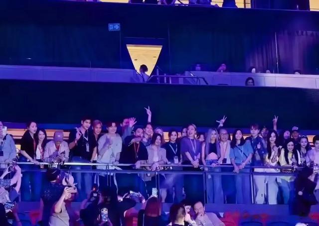 张柏芝终于赢了,被王菲压制半辈子,两个儿子一个举动扭转乾坤