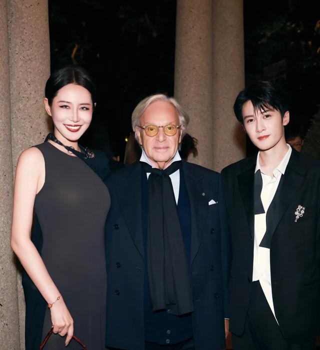Tod's 晚宴暴露咖位！章泽天待遇独一份，王阳檀健次成网红打卡点
