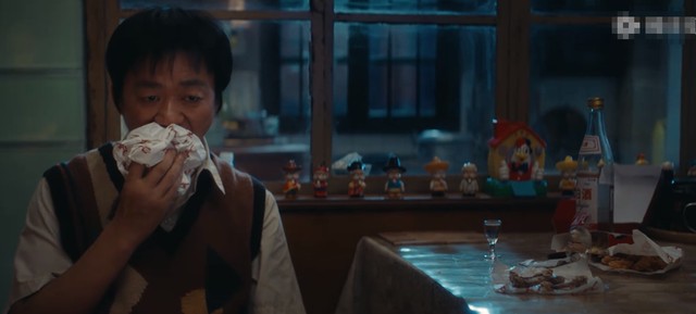 论植入，谁有王宝强《棋士》这么肆无忌惮？遍地广告却没人反感