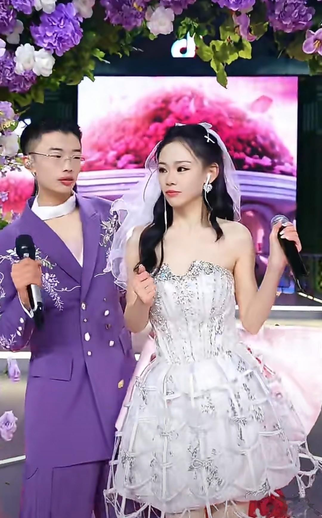 郭有才媳妇太好看了