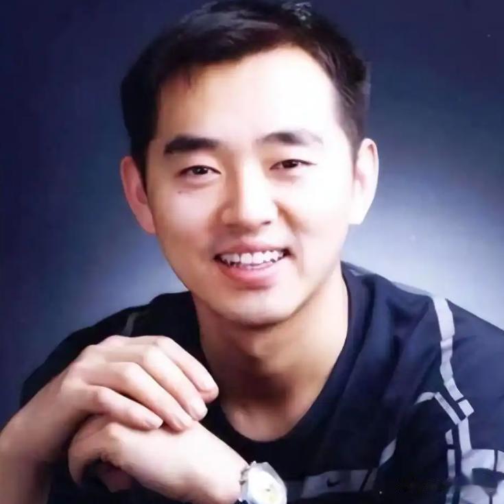 被黑人驮在肩上,和孔令辉同居11年的马苏,现如今终于传来喜讯