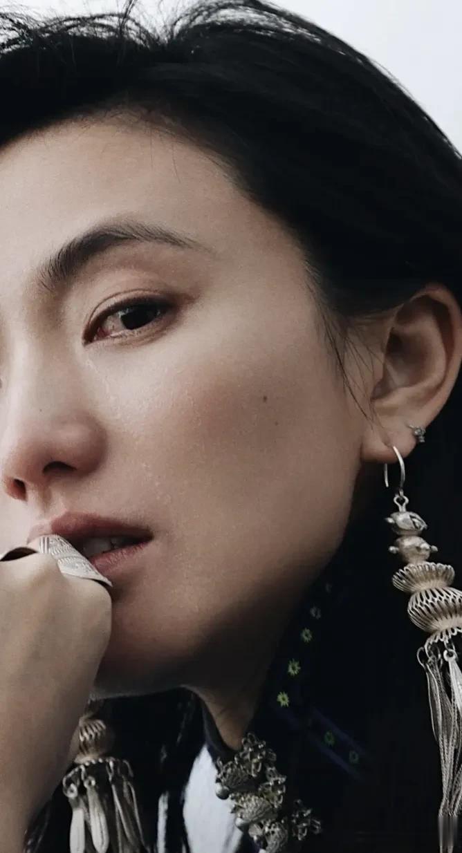 李亚鹏与娇妻离婚！女方近期动态伤感满满，被劝别离婚还暖心回复