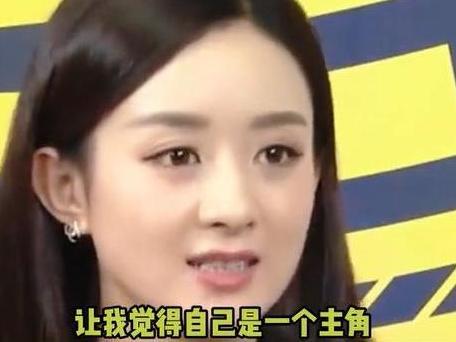 与冯绍峰离婚后，在与男子遛娃的赵丽颖身上，看到内娱的人情世故