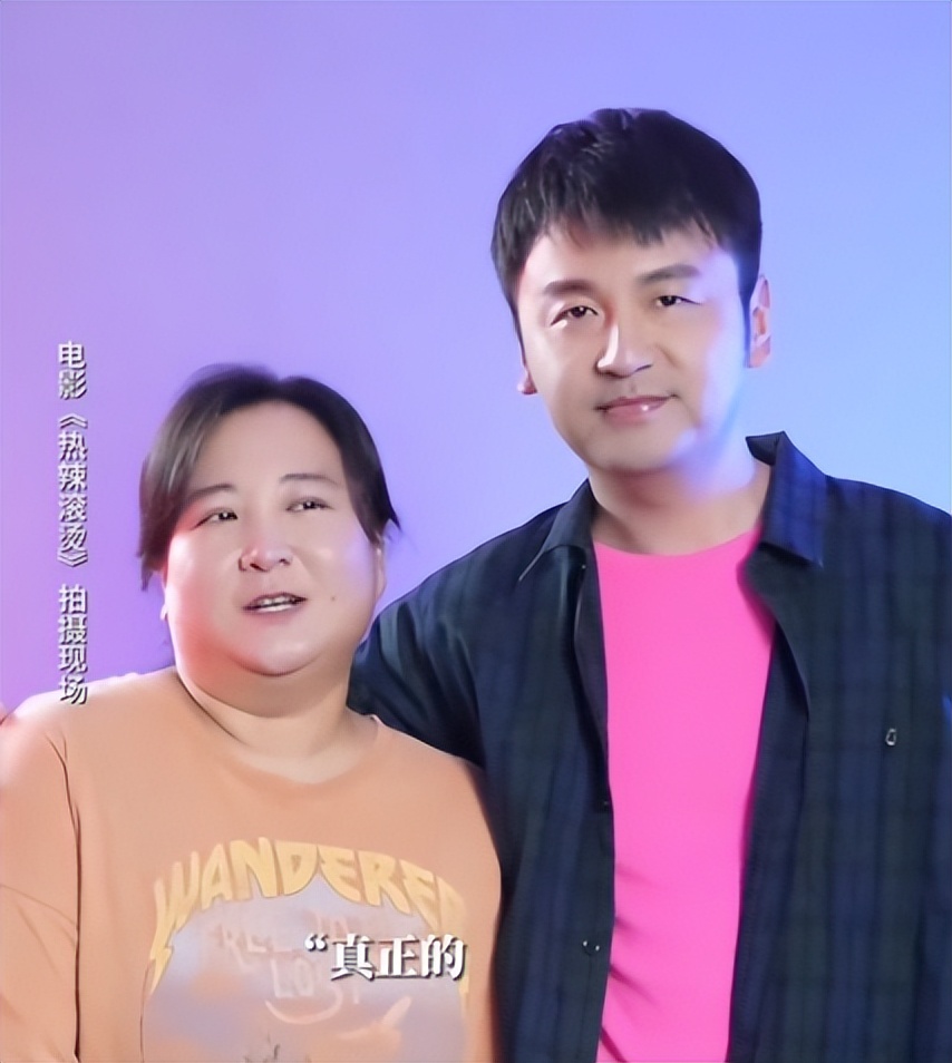 退出春晚、解散公司、性格大变，44岁贾玲现身米兰，雷佳音没说错