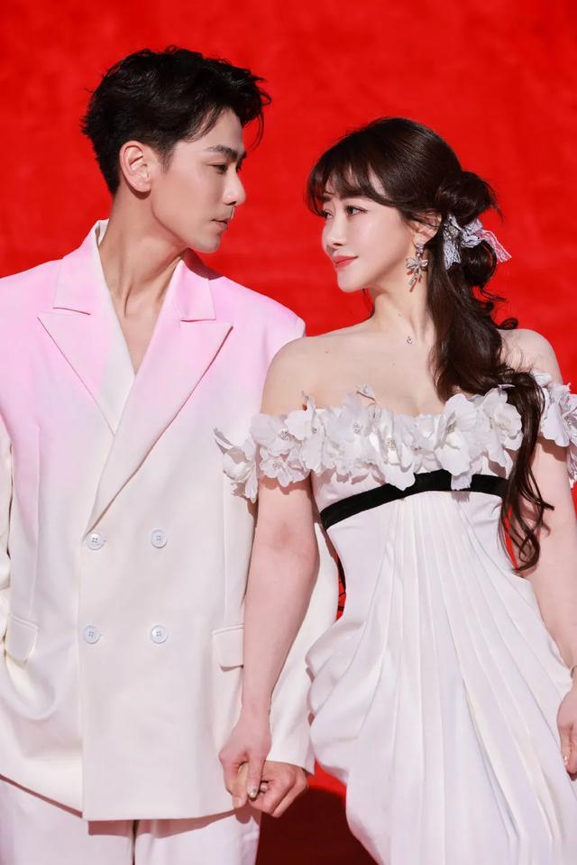 陈紫函戴向宇甜蜜合体, 很欢乐的两天, 七星连珠护我 一生平安