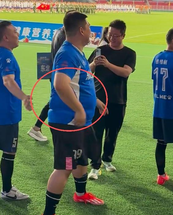 辽超明星：关婷娜胖了，丫蛋罕露面，赵本山沧桑，贾冰竟然也来了