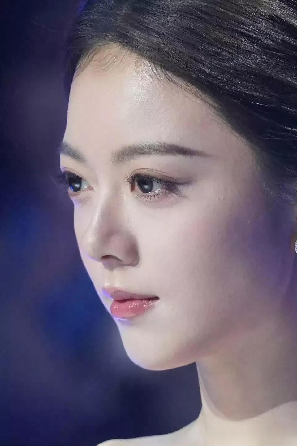 赵今麦是我见过眼裂最大的女明星