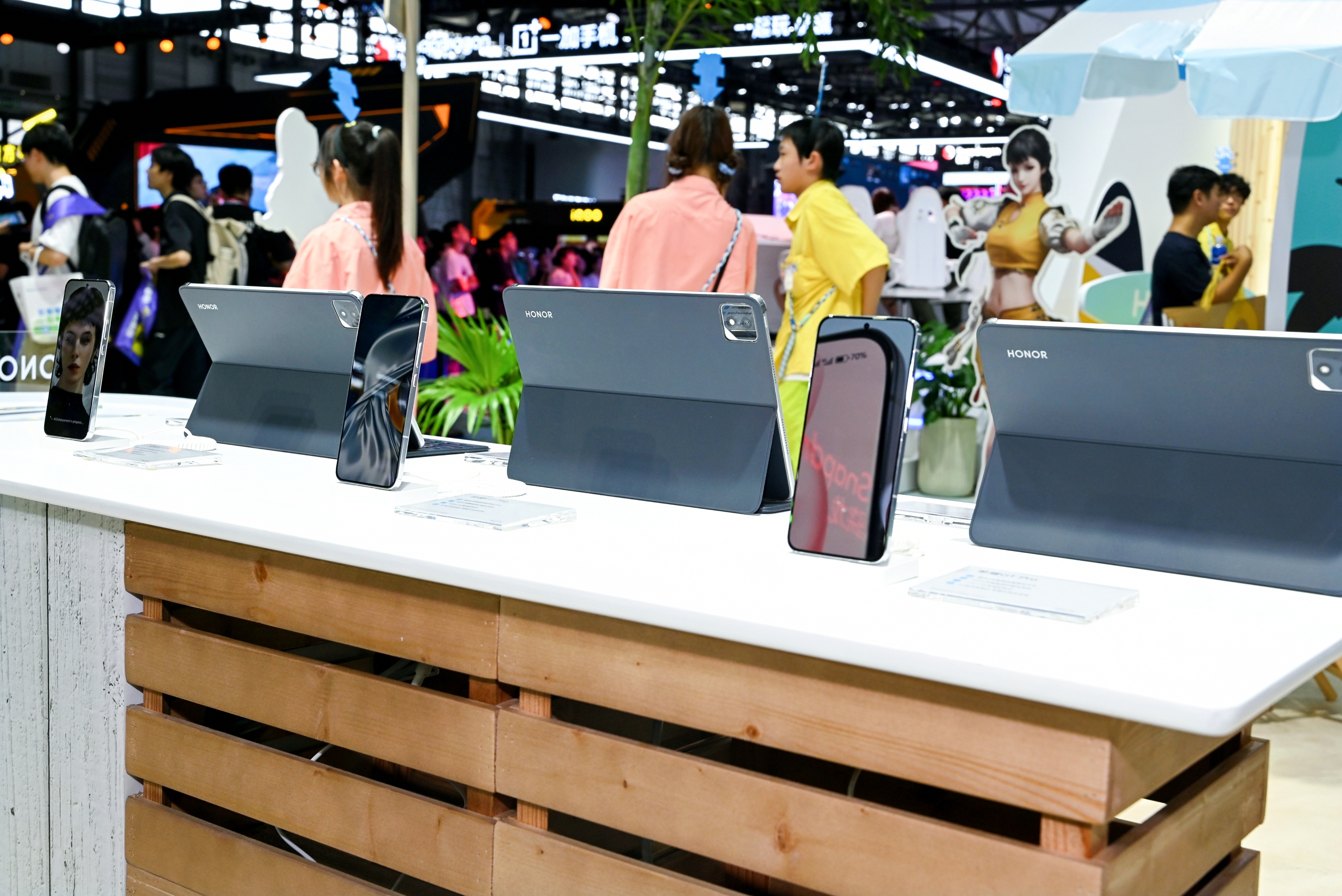 ChinaJoy荣耀展台图赏：在夏日乐园里体验扑面而来的青春气息！