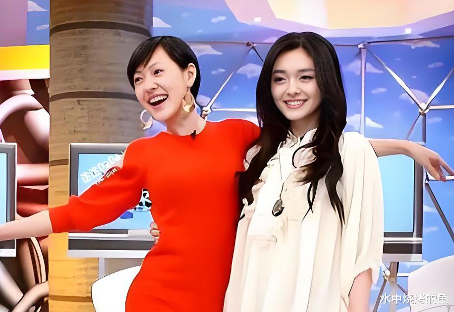 小S录音情绪崩溃，S妈露面眼睛哭肿让人心疼，S家的大型连续剧依旧没有大结局