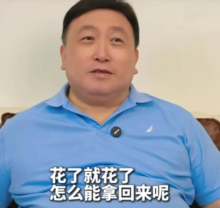 王晶爆料：温兆伦找前女友要恋爱时花的钱，温兆伦回怼：积点口德