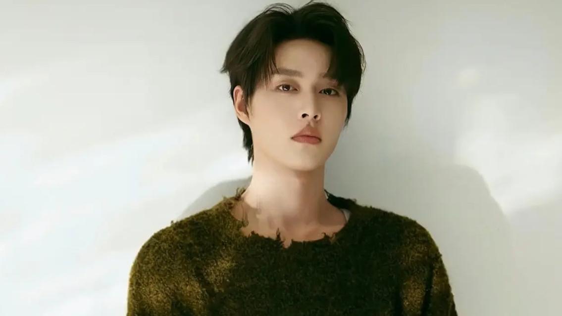 柯淳再夺短剧男演员热度榜冠军，马小宇第二，曾辉排名第四