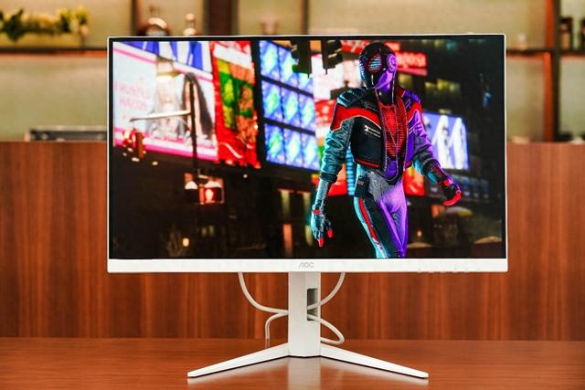 好用更护眼 AOC爱瞳圆偏光电竞显示器值得拥有