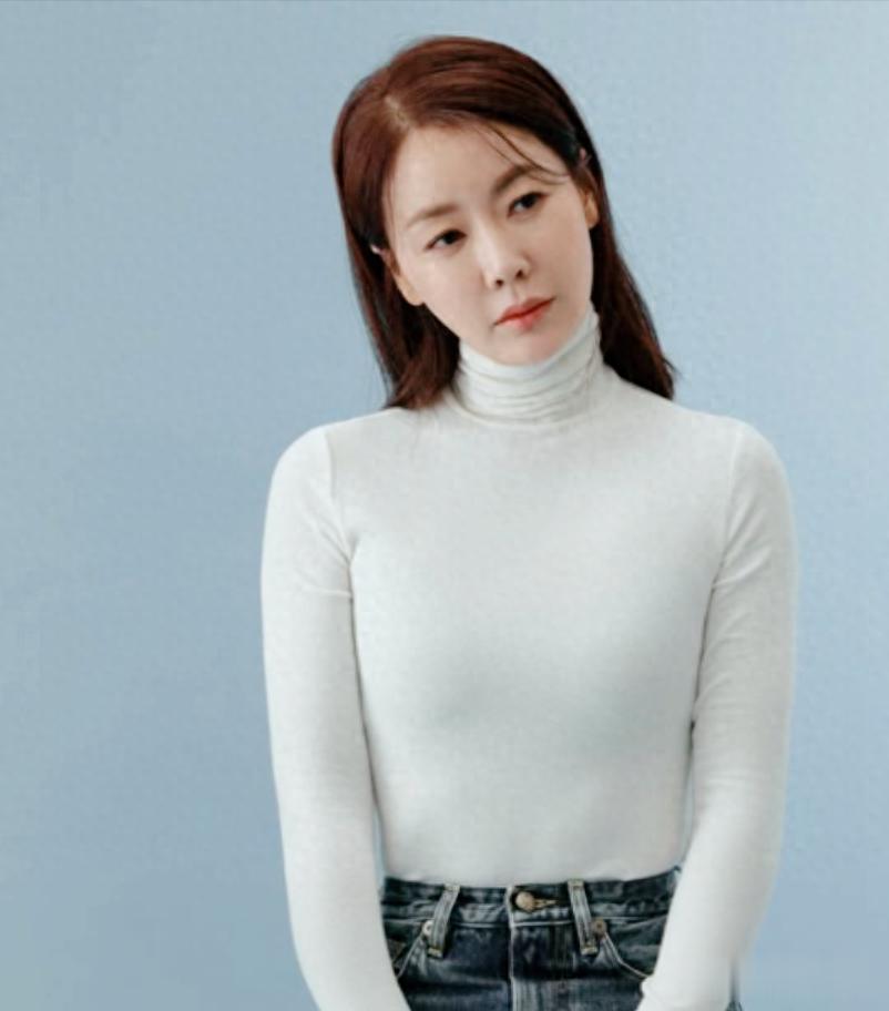 韩国女星与丈夫长期分居，但不肯离婚！亲吐背后原因，忍不住落泪