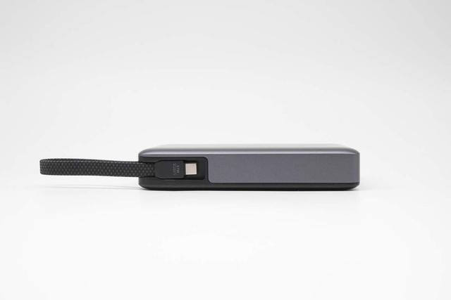 搭載長虹三杰電芯+67W小米澎湃秒充！綠聯超能塊67W充電寶評測