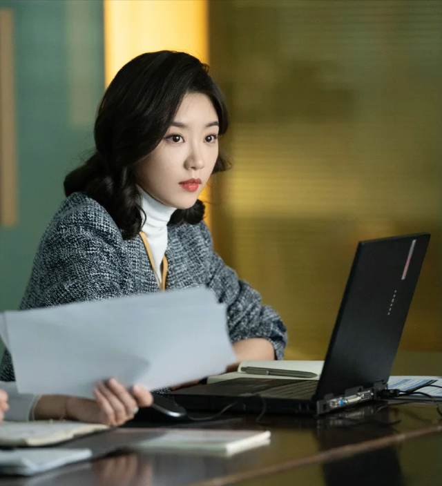 童瑶压不住,宋祖儿挡不了,她貌美如花却只给大咖作配,可惜了