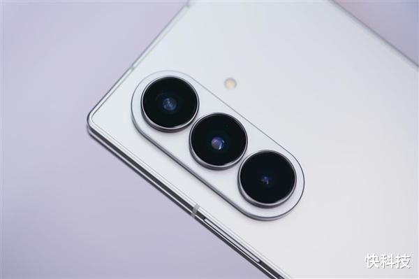 全球最輕的大折疊！三星Galaxy Z Fold7圖賞