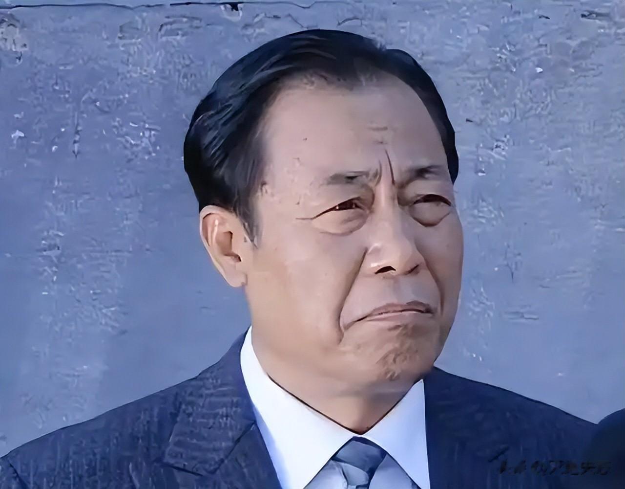 他是最干净男演员，一生零绯闻，为妻退圈12年，如今老到不敢认